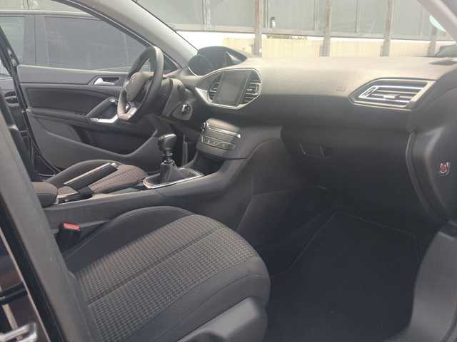 Peugeot308 PureTech 110 S&S Active 81 kW (110 CV) Vehículo usado en Barcelona - 13