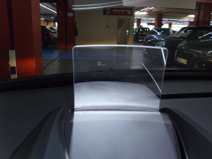 Peugeot5008 1.6 BlueHDi Allure 88 kW (120 CV) KM0 en Barcelona - 11 Peugeot5008 1.6 BlueHDi Allure 88 kW (120 CV) KM0 en Barcelona - 11