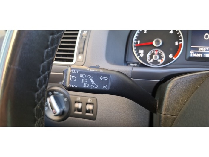 VolkswagenTouran Edition 1.6 TDI 77 kW (105 CV) Vehículo usado en Barcelona - 26 VolkswagenTouran Edition 1.6 TDI 77 kW (105 CV) Vehículo usado en Barcelona - 26