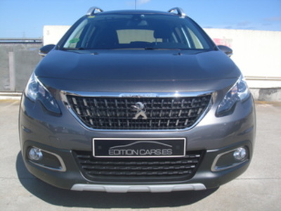 Peugeot 2008 PureTech 110 S&S Allure EAT6 81 kW (110 CV) Peugeot 2008 PureTech 110 S&S Allure EAT6 81 kW (110 CV)