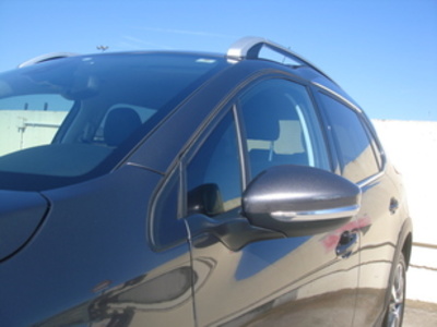 Peugeot 2008 PureTech 110 S&S Allure EAT6 81 kW (110 CV) Peugeot 2008 PureTech 110 S&S Allure EAT6 81 kW (110 CV)