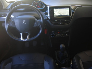 Peugeot 2008 PureTech 110 S&S Allure EAT6 81 kW (110 CV)