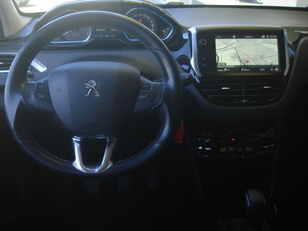 Peugeot 2008 PureTech 110 S&S Allure EAT6 81 kW (110 CV)