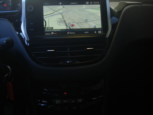 Peugeot 2008 PureTech 110 S&S Allure EAT6 81 kW (110 CV)