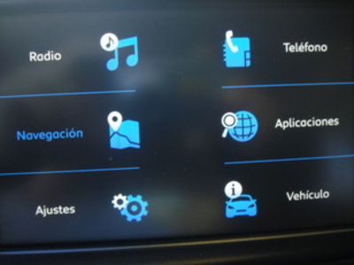 Peugeot 2008 PureTech 110 S&S Allure EAT6 81 kW (110 CV) Peugeot 2008 PureTech 110 S&S Allure EAT6 81 kW (110 CV)