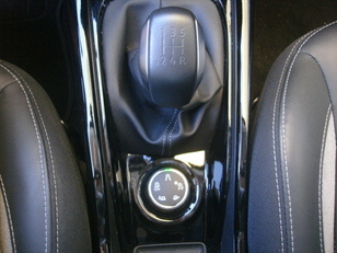 Peugeot 2008 PureTech 110 S&S Allure EAT6 81 kW (110 CV)