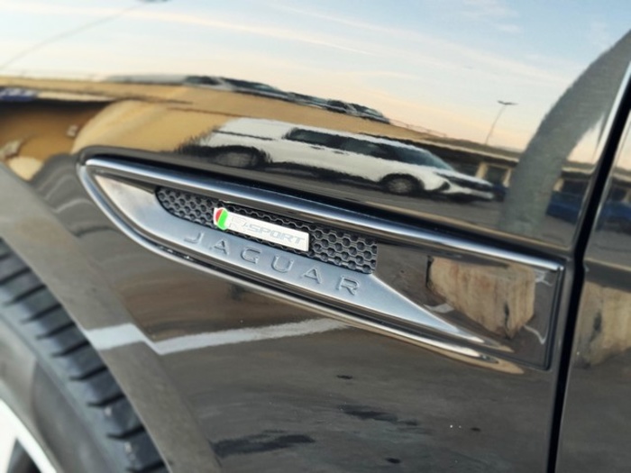 JaguarF-PACE 2.0L i4D R-Sport AWD 132 kW (180 CV) Vehículo usado en Barcelona - 17 JaguarF-PACE 2.0L i4D R-Sport AWD 132 kW (180 CV) Vehículo usado en Barcelona - 17