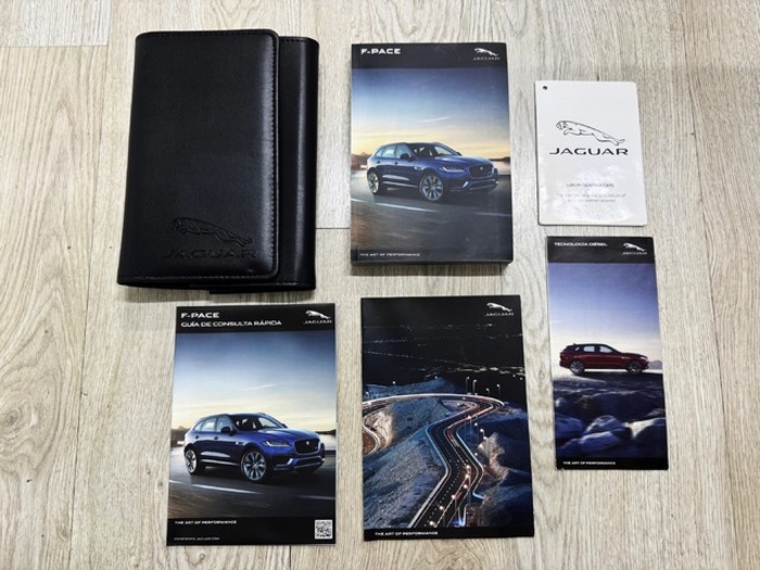 JaguarF-PACE 2.0L i4D R-Sport AWD 132 kW (180 CV) Vehículo usado en Barcelona - 38 JaguarF-PACE 2.0L i4D R-Sport AWD 132 kW (180 CV) Vehículo usado en Barcelona - 38