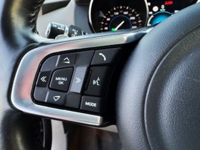 Jaguar F-PACE 2.0L i4D R-Sport AWD 132 kW (180 CV) Jaguar F-PACE 2.0L i4D R-Sport AWD 132 kW (180 CV)