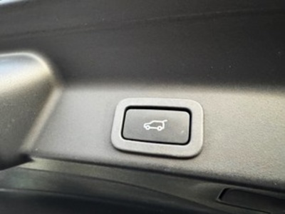 Jaguar F-PACE 2.0L i4D R-Sport AWD 132 kW (180 CV) Jaguar F-PACE 2.0L i4D R-Sport AWD 132 kW (180 CV)