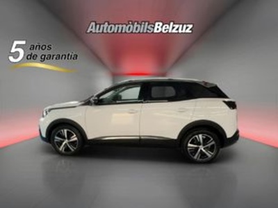 Peugeot 3008 PureTech 130 S&S Active EAT6 96 kW (130 CV) Peugeot 3008 PureTech 130 S&S Active EAT6 96 kW (130 CV)