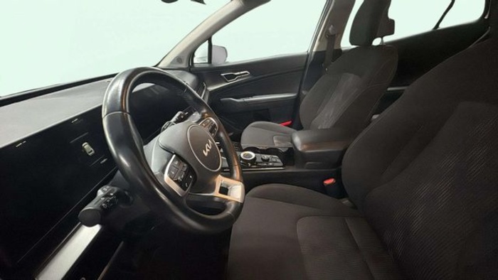 KiaSportage 1.6 T-GDi HEV Drive 4x2 171 kW (230 CV) Vehículo usado en Barcelona - 9 KiaSportage 1.6 T-GDi HEV Drive 4x2 171 kW (230 CV) Vehículo usado en Barcelona - 9