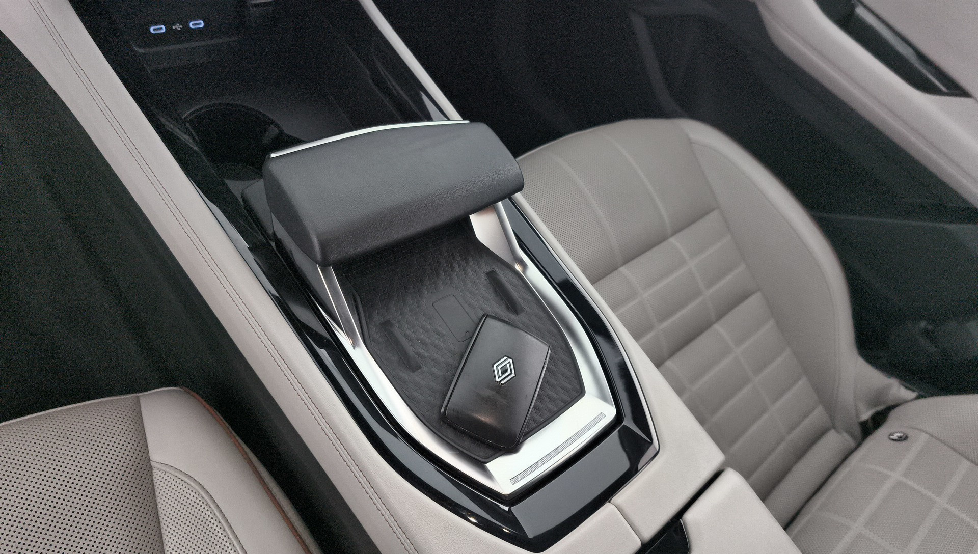 Renault Espace E-Tech 200 full hybrid Iconic 147 kW (200 CV) - 21