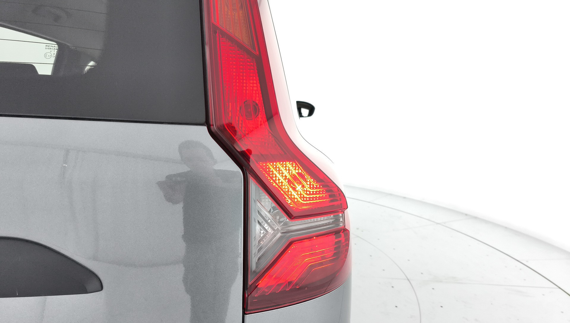 Dacia Jogger Expression TCe 7 plazas 81 kW (110 CV) - 9