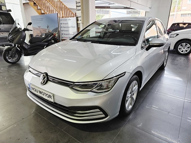 VolkswagenGolf Life 1.5 eTSI 110 kW (150 CV) DSG
