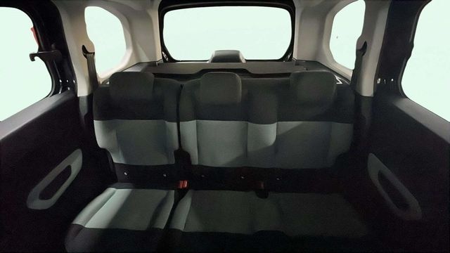 CitroenBerlingo Combi PureTech 110 S&S Talla M Feel 81 kW (110 CV) Vehículo usado en Barcelona - 8