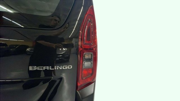 CitroenBerlingo Combi PureTech 110 S&S Talla M Feel 81 kW (110 CV) Vehículo usado en Barcelona - 18 CitroenBerlingo Combi PureTech 110 S&S Talla M Feel 81 kW (110 CV) Vehículo usado en Barcelona - 18