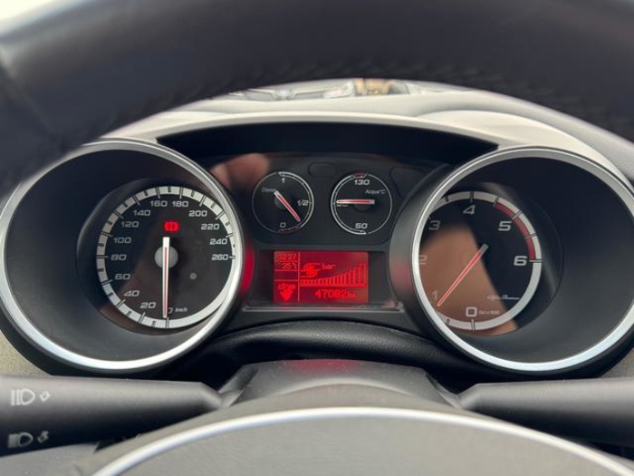 Alfa RomeoGiulietta 1.6 JTDm Progression 77 kW (105 CV) Vehículo usado en Barcelona - 25 Alfa RomeoGiulietta 1.6 JTDm Progression 77 kW (105 CV) Vehículo usado en Barcelona - 25