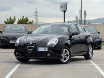 Alfa Romeo Giulietta 1.6 JTDm Progression 77 kW (105 CV) Alfa Romeo Giulietta 1.6 JTDm Progression 77 kW (105 CV)