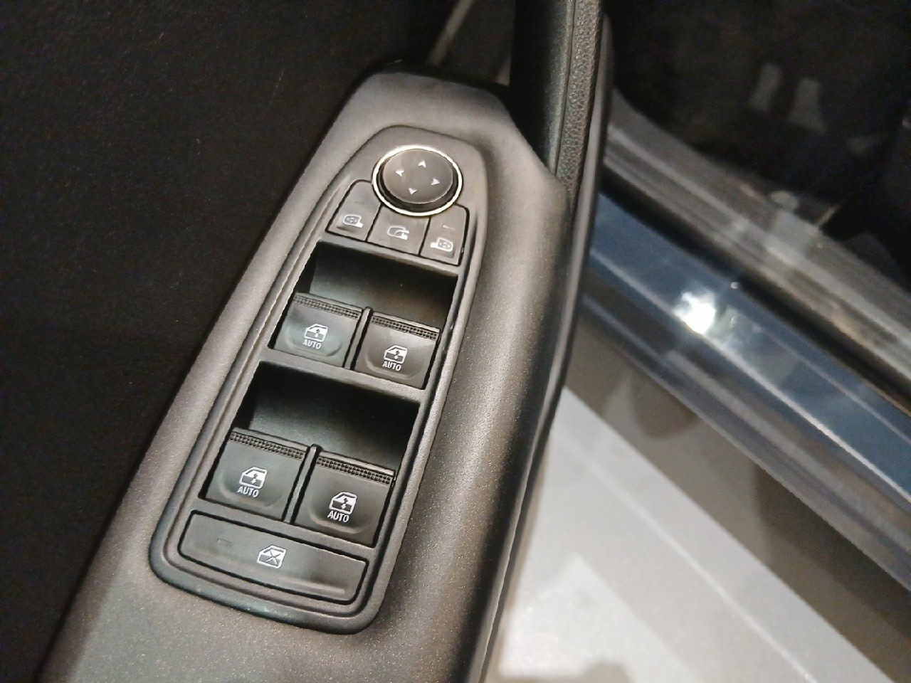 Renault Captur Intens TCe 66 kW (90 CV) - 17