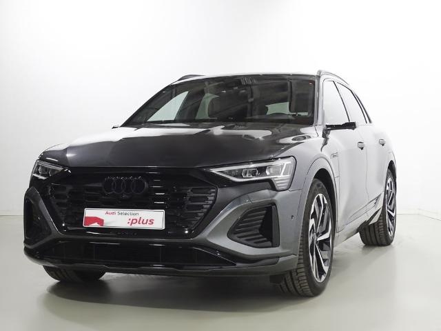 AudiQ8 e-tron Sportback S line 55 quattro 300 kW (408 CV)