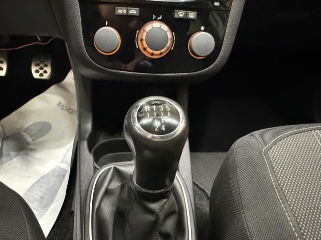 OpelCorsa 1.4 Turbo Color Edition 88 kW (120 CV) Vehículo usado en Barcelona - 13