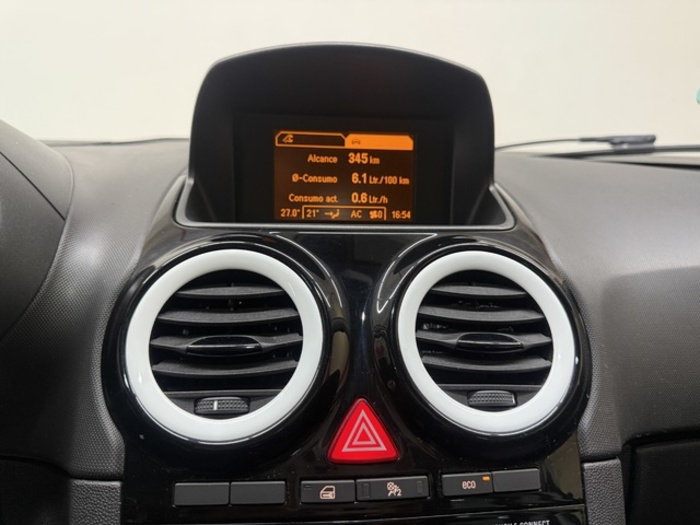 OpelCorsa 1.4 Turbo Color Edition 88 kW (120 CV) Vehículo usado en Barcelona - 14 OpelCorsa 1.4 Turbo Color Edition 88 kW (120 CV) Vehículo usado en Barcelona - 14