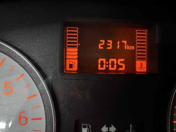 DaciaSandero Laureate 1.2 55 kW (75 CV) Vehículo usado en Barcelona - 14 DaciaSandero Laureate 1.2 55 kW (75 CV) Vehículo usado en Barcelona - 14