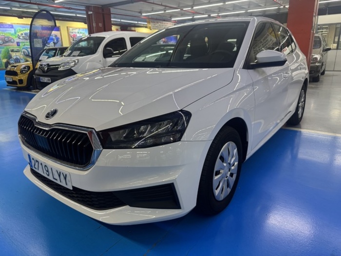 SkodaFabia 1.0 MPI Active 59 kW (80 CV) Vehículo usado en Barcelona - 1 SkodaFabia 1.0 MPI Active 59 kW (80 CV) Vehículo usado en Barcelona - 1