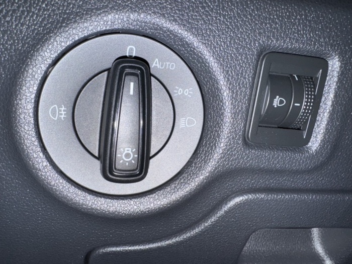 SkodaFabia 1.0 MPI Active 59 kW (80 CV) Vehículo usado en Barcelona - 15 SkodaFabia 1.0 MPI Active 59 kW (80 CV) Vehículo usado en Barcelona - 15