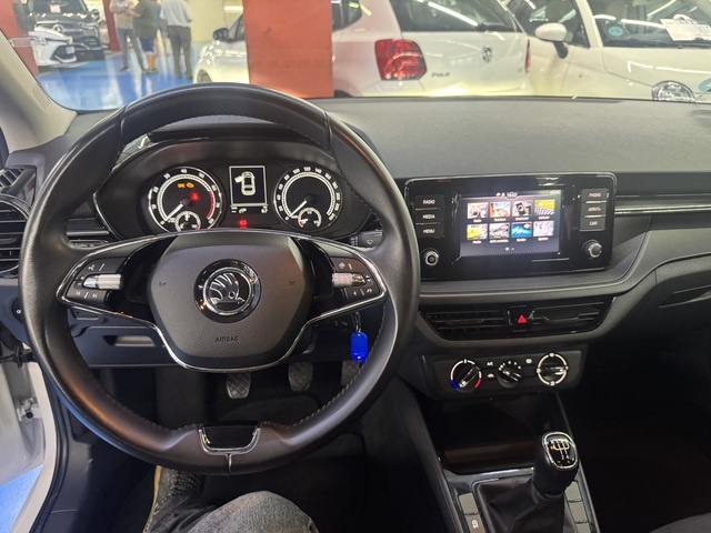 SkodaFabia 1.0 MPI Active 59 kW (80 CV) Vehículo usado en Barcelona - 18