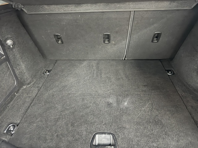 Land RoverRange Rover Evoque 2.2L TD4 Pure 4x4 110 kW (150 CV) Vehículo usado en Barcelona - 11 Land RoverRange Rover Evoque 2.2L TD4 Pure 4x4 110 kW (150 CV) Vehículo usado en Barcelona - 11