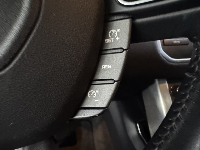 Land RoverRange Rover Evoque 2.2L TD4 Pure 4x4 110 kW (150 CV) Vehículo usado en Barcelona - 19 Land RoverRange Rover Evoque 2.2L TD4 Pure 4x4 110 kW (150 CV) Vehículo usado en Barcelona - 19