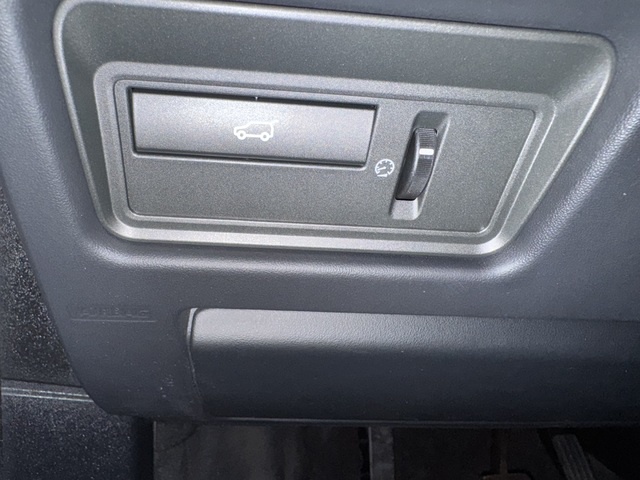 Land RoverRange Rover Evoque 2.2L TD4 Pure 4x4 110 kW (150 CV) Vehículo usado en Barcelona - 20 Land RoverRange Rover Evoque 2.2L TD4 Pure 4x4 110 kW (150 CV) Vehículo usado en Barcelona - 20