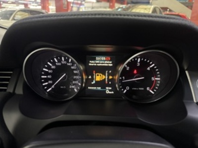 Land Rover Range Rover Evoque 2.2L TD4 Pure 4x4 110 kW (150 CV) Land Rover Range Rover Evoque 2.2L TD4 Pure 4x4 110 kW (150 CV)