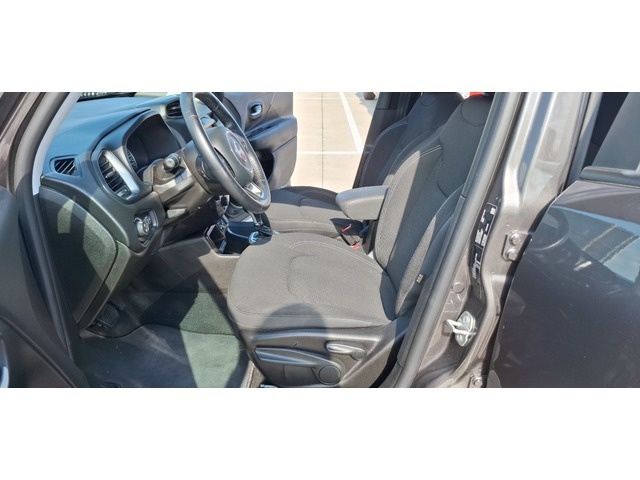 JeepRenegade 1.3G Limited 4x2 DDCT 110 kW (150 CV) Vehículo usado en Barcelona - 30