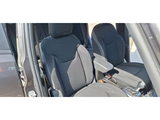 JeepRenegade 1.3G Limited 4x2 DDCT 110 kW (150 CV) Vehículo usado en Barcelona - 33