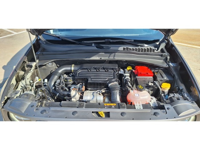 JeepRenegade 1.3G Limited 4x2 DDCT 110 kW (150 CV) Vehículo usado en Barcelona - 36 JeepRenegade 1.3G Limited 4x2 DDCT 110 kW (150 CV) Vehículo usado en Barcelona - 36