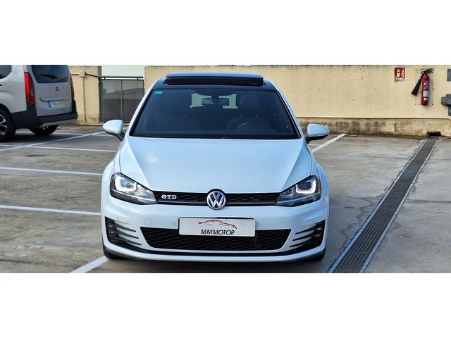 VolkswagenGolf GTD 2.0 TDI CR BMT 135 kW (184 CV) DSG Vehículo usado en Barcelona - 2