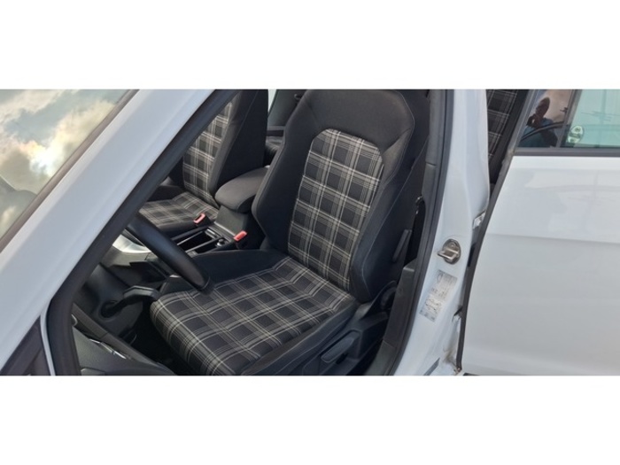 VolkswagenGolf GTD 2.0 TDI CR BMT 135 kW (184 CV) DSG Vehículo usado en Barcelona - 34 VolkswagenGolf GTD 2.0 TDI CR BMT 135 kW (184 CV) DSG Vehículo usado en Barcelona - 34