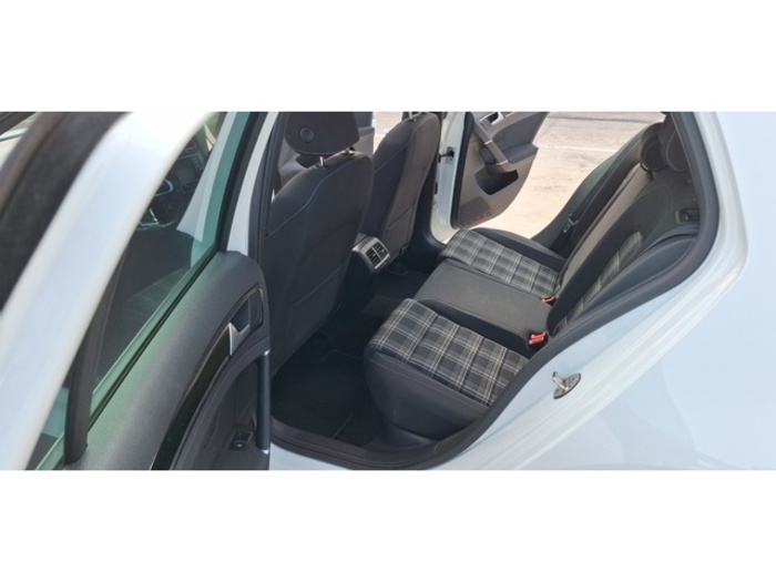 VolkswagenGolf GTD 2.0 TDI CR BMT 135 kW (184 CV) DSG Vehículo usado en Barcelona - 37 VolkswagenGolf GTD 2.0 TDI CR BMT 135 kW (184 CV) DSG Vehículo usado en Barcelona - 37