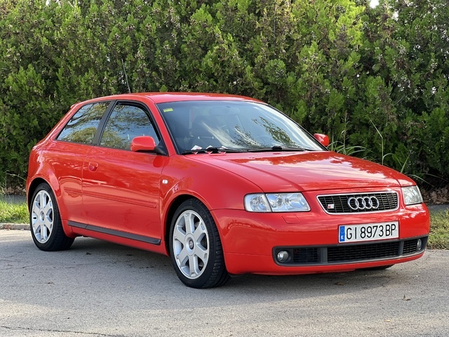 AudiS3 1.8 Turbo quattro 154 kW (210 CV) Vehículo usado en Barcelona - 10