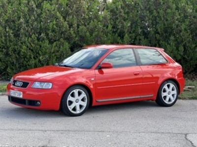 Audi S3 1.8 Turbo quattro 154 kW (210 CV) Audi S3 1.8 Turbo quattro 154 kW (210 CV)