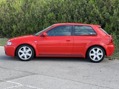 Audi S3 1.8 Turbo quattro 154 kW (210 CV) Audi S3 1.8 Turbo quattro 154 kW (210 CV)