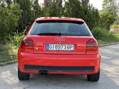 Audi S3 1.8 Turbo quattro 154 kW (210 CV) Audi S3 1.8 Turbo quattro 154 kW (210 CV)