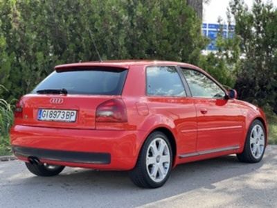 Audi S3 1.8 Turbo quattro 154 kW (210 CV) Audi S3 1.8 Turbo quattro 154 kW (210 CV)
