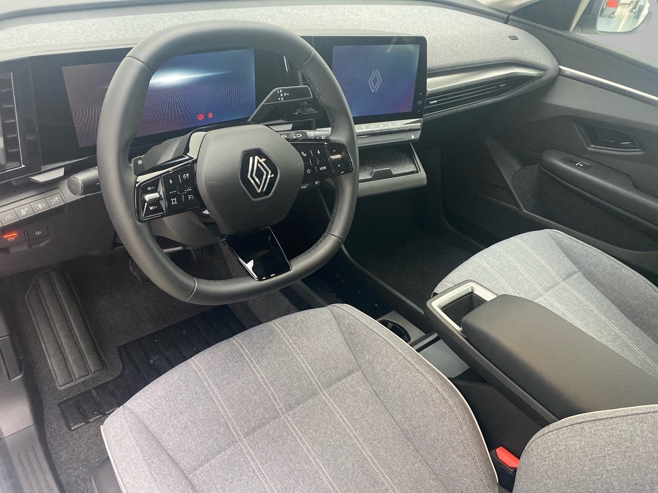 Renault Megane E-Tech equilibre EV40 standard Charge 96 kW (130 CV) - 6