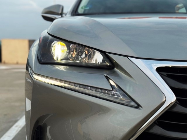 LexusNX 300h Executive 4WD 145 kW (197 CV) Vehículo usado en Barcelona - 11