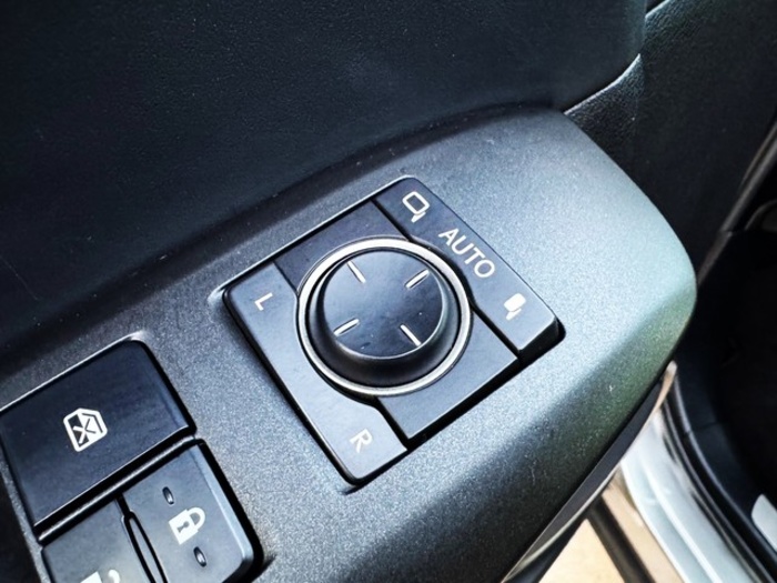 LexusNX 300h Executive 4WD 145 kW (197 CV) Vehículo usado en Barcelona - 12 LexusNX 300h Executive 4WD 145 kW (197 CV) Vehículo usado en Barcelona - 12