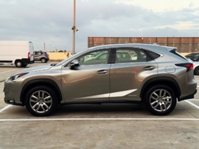 Lexus NX 300h Executive 4WD 145 kW (197 CV) Lexus NX 300h Executive 4WD 145 kW (197 CV)
